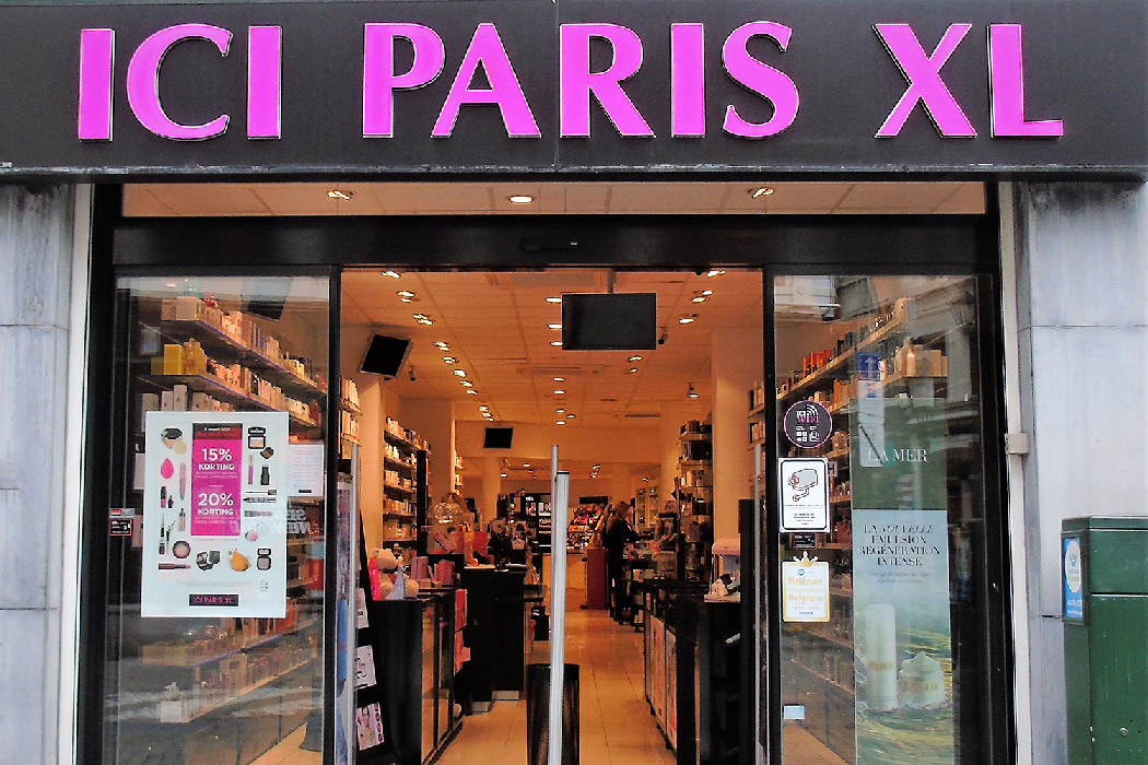 Plenaire sessie Mount Bank radium Ici Paris XL Brussels, perfume shop in Brussels - Royal Gallery of Saint  Hubert