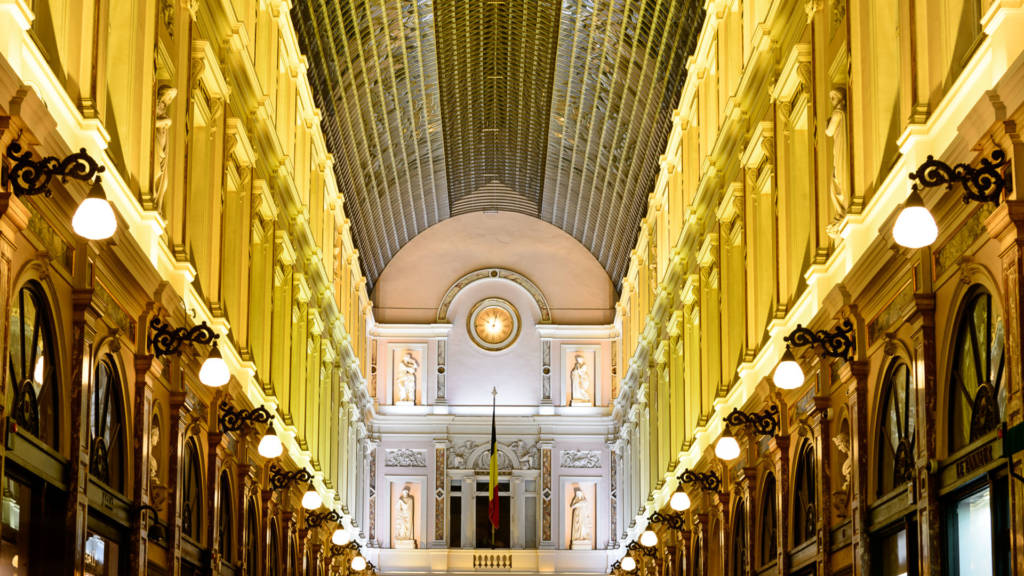 Les Galeries Royales Saint-Hubert s’offrent un nouvel éclairage pour leurs 170 ans